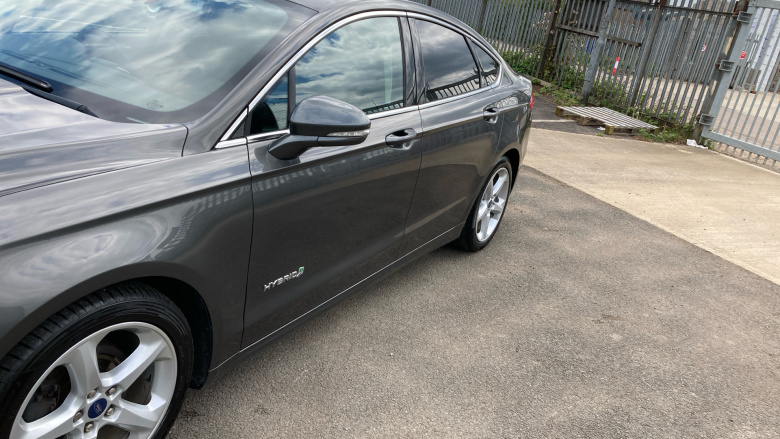 Ford Mondeo 2.0 Hybrid Titanium Edition 4dr Auto Hybrid Saloon